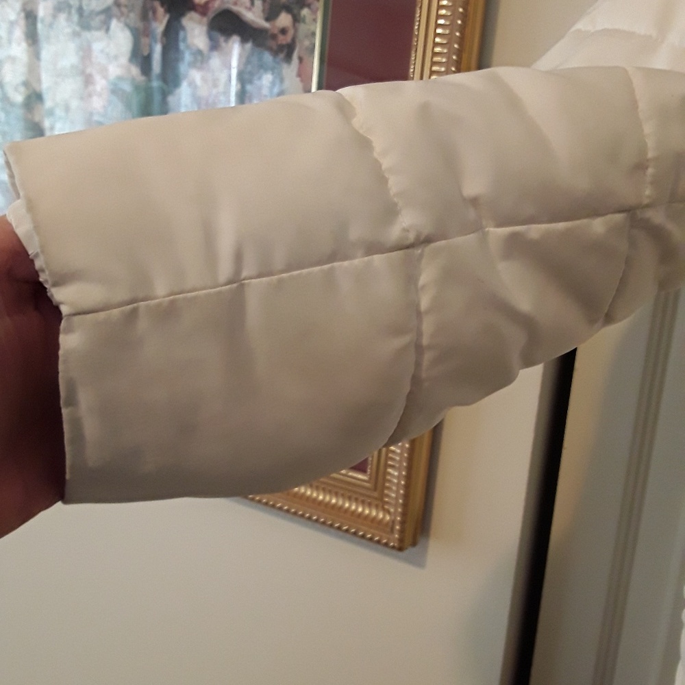 Coat - Picture 7 of 7